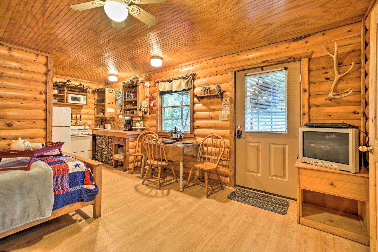Cozy Davis Cabin With Deck - Nestled By Honey Creek! Екстер'єр фото